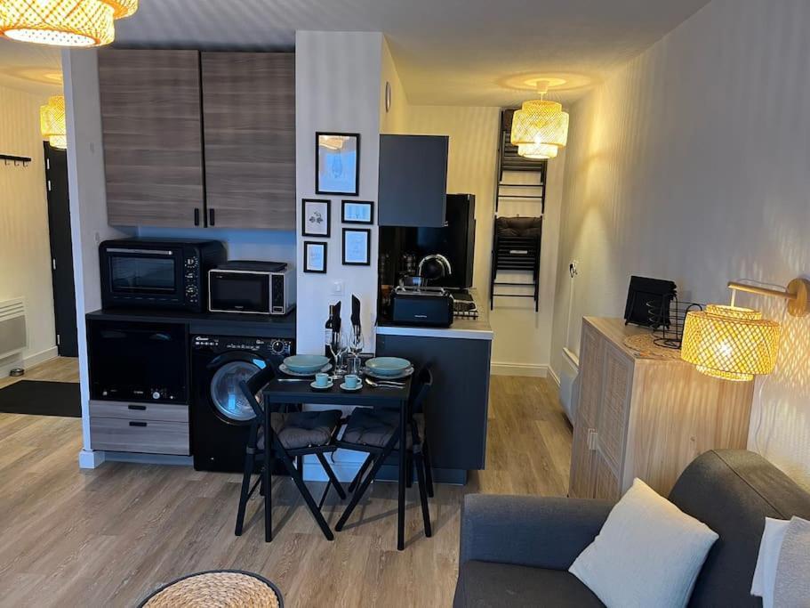 Studio Confortable Aux Portes De Bordeaux Et Medoc Ludon-Medoc ภายนอก รูปภาพ